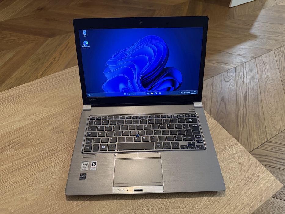 Laptop Toshiba Protege i5-5200U 8GB RAM SSD 256 GB win11