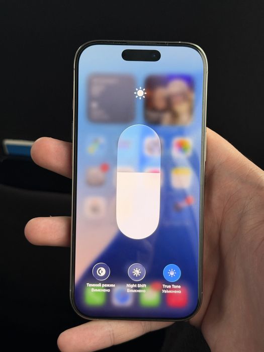 Продам Iphone 16 PRO