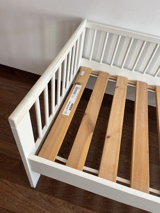 Cama criança 165x75cm, estrado, colchão, lencóis