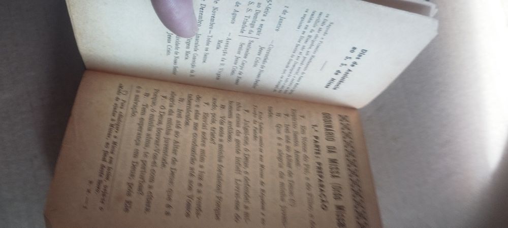 Breve missal romano dos domingos e festas