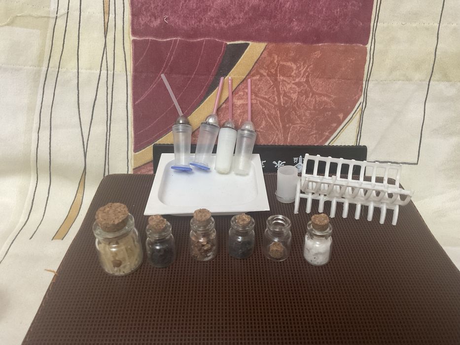 Все для лялькового будиночка.