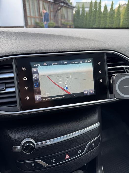 Peugeot 308 2.0hdi 2015 АВТОМАТ
