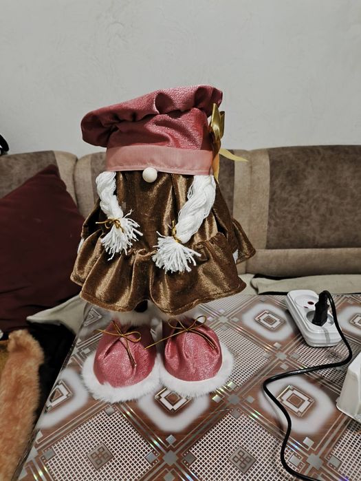 Іграшка, гном подарунок