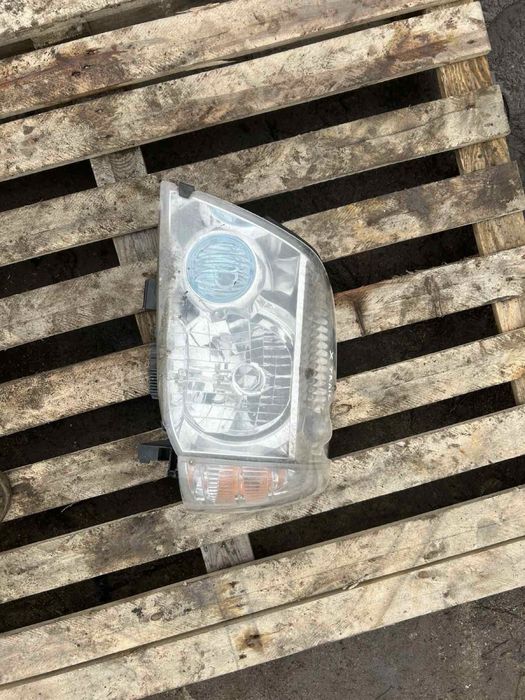 Фара Nissan X-trail нісан ікстрейл