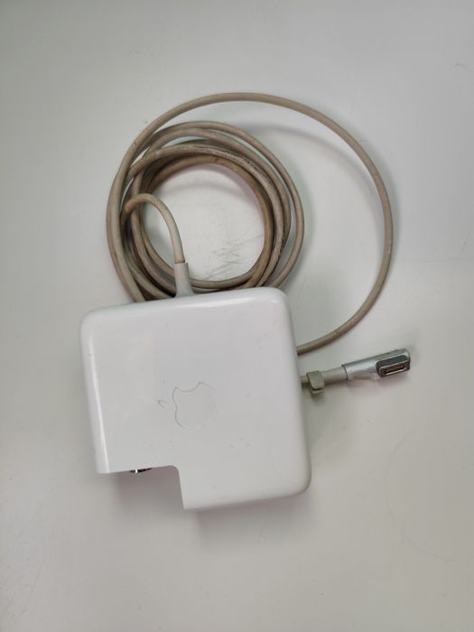 Carregador original Apple avariado