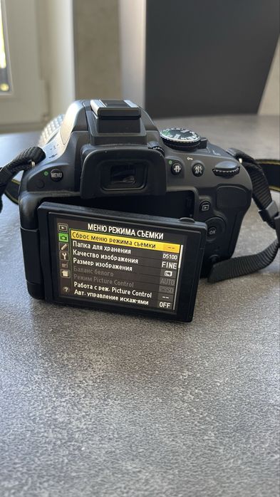 Дзеркальний фотоапарат Nikon D5100 Kit 18-55mm VR + 32GB (пробіг