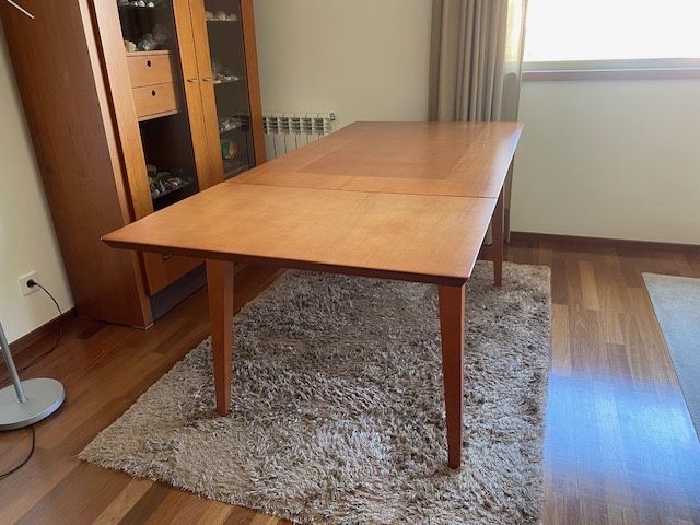 Mesa Cerejeira extensível