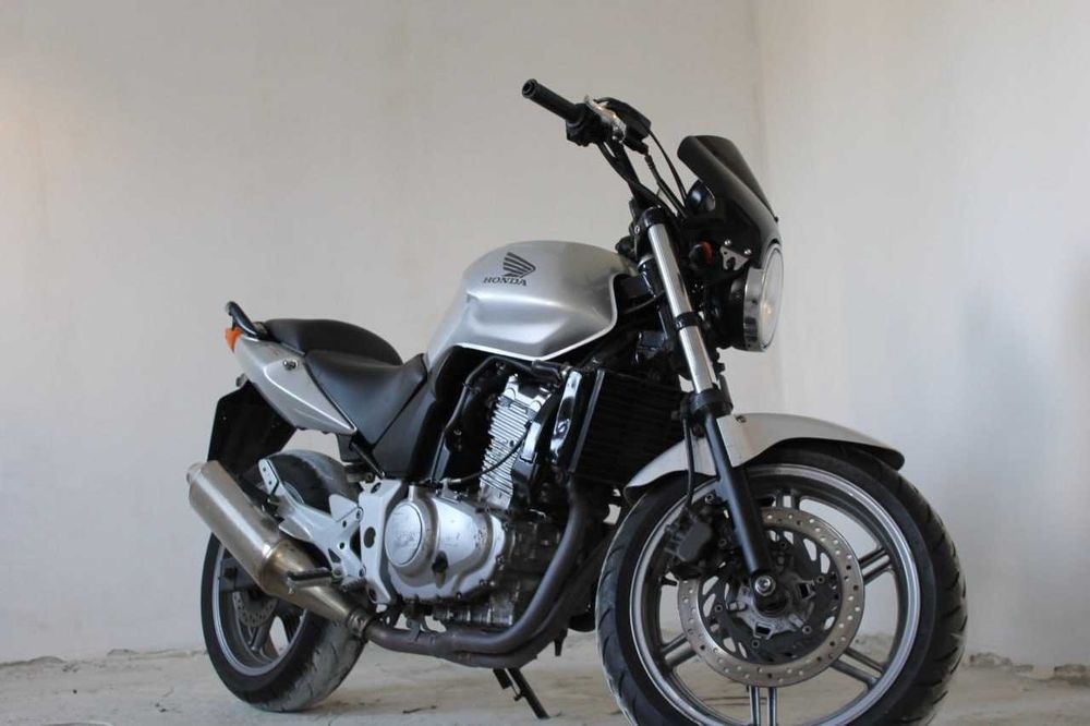Honda CBF 500 2004 рік