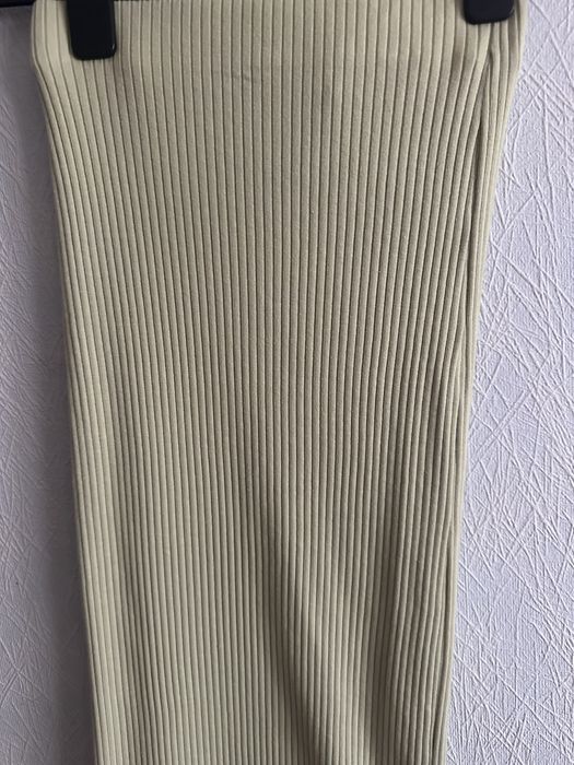 Костюм тройка Zara ,колір оливка