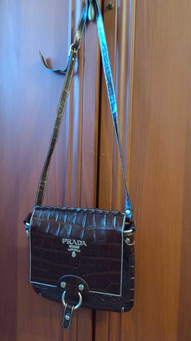 Жіноча шкіряна сумка Prada
