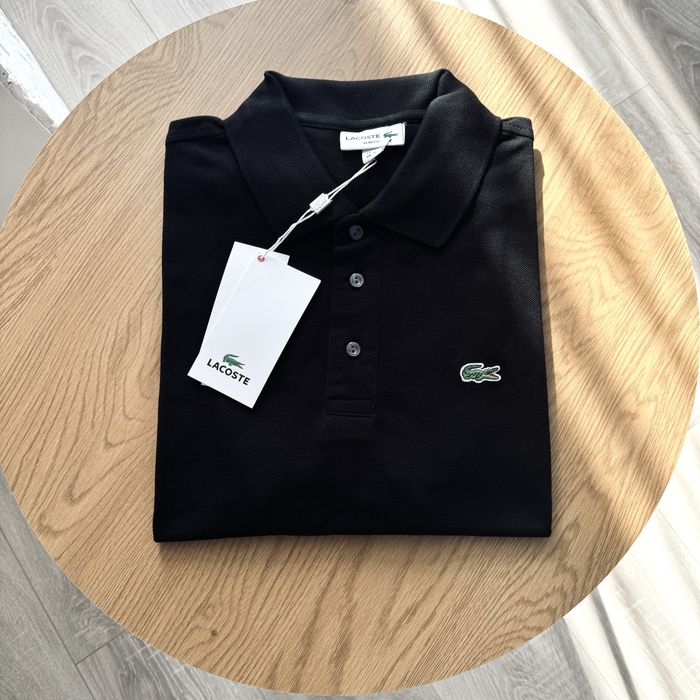 Чоловіче поло в чорному кольорі