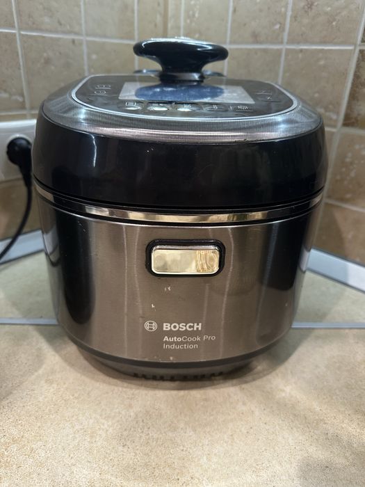 Мультиварка-скороварка индукционная AutoCook BOSCH MUC88B68RU