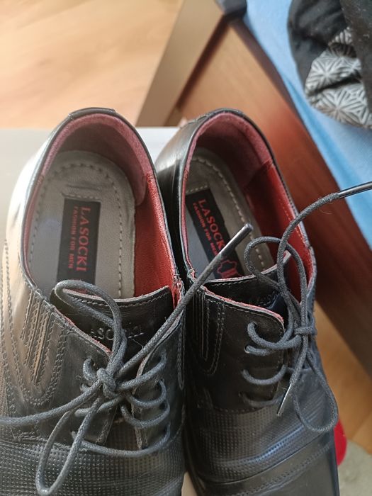 Buty Lasocki garniturowe  rozm.41