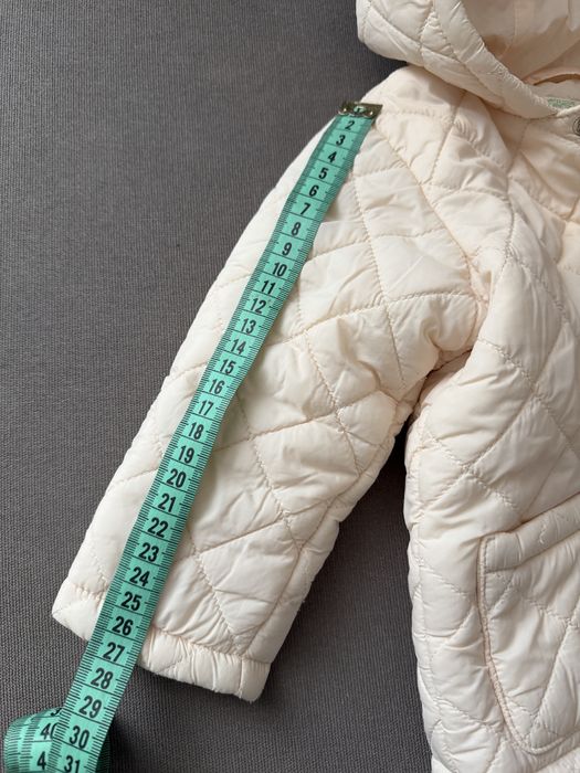 Демісезонна куртка Benetton для дівчинки, 74 р.