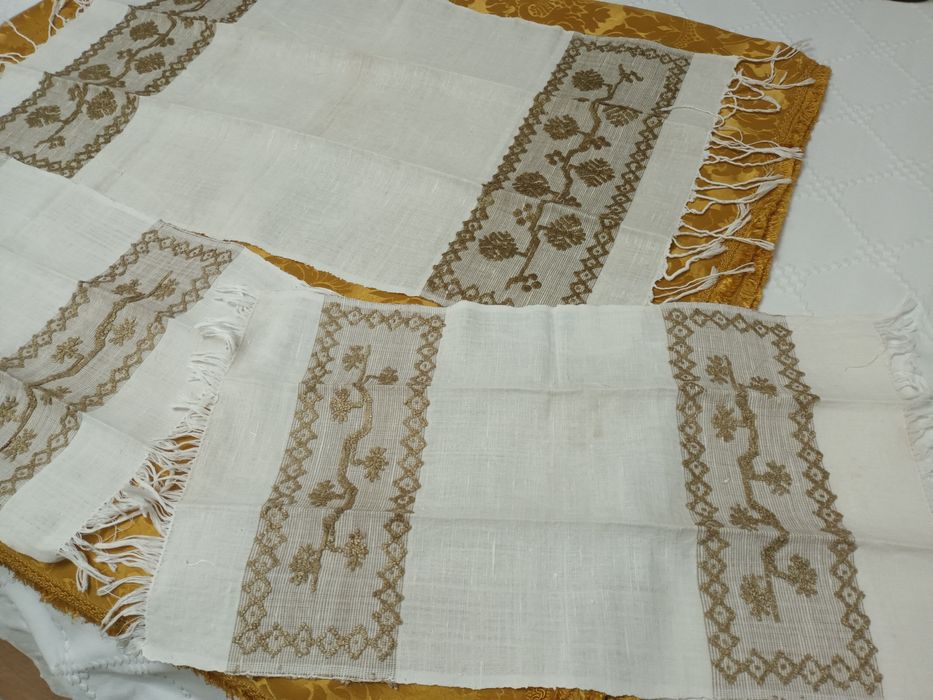 Conjunto de Toalhas Regionais de Cesto em Linho