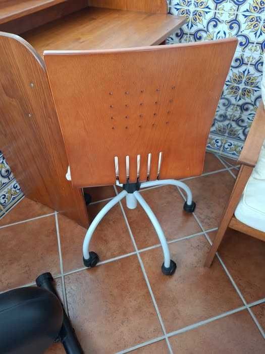 Secretária + cadeira