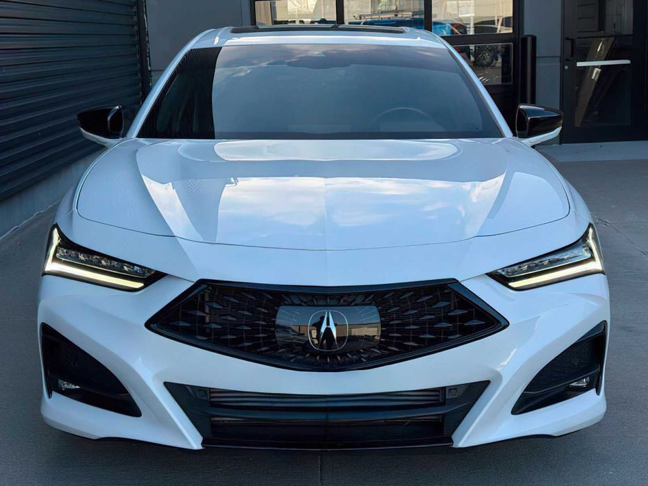 Acura TLX      2023