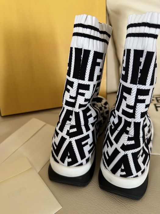 Кроссовки Fendi, 40