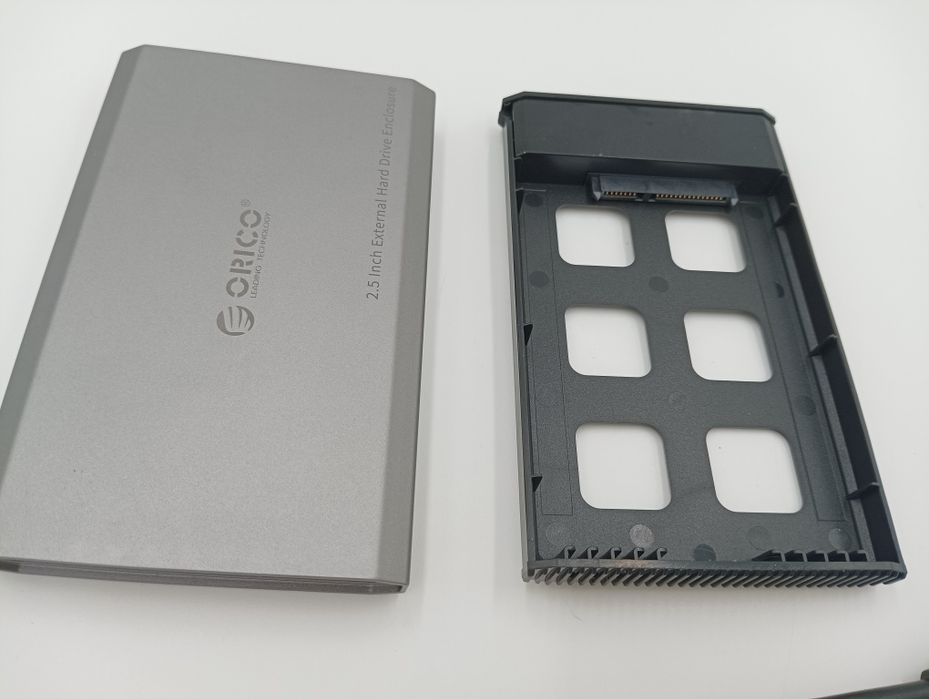 Obudowa dysku twardego 2.5 cala