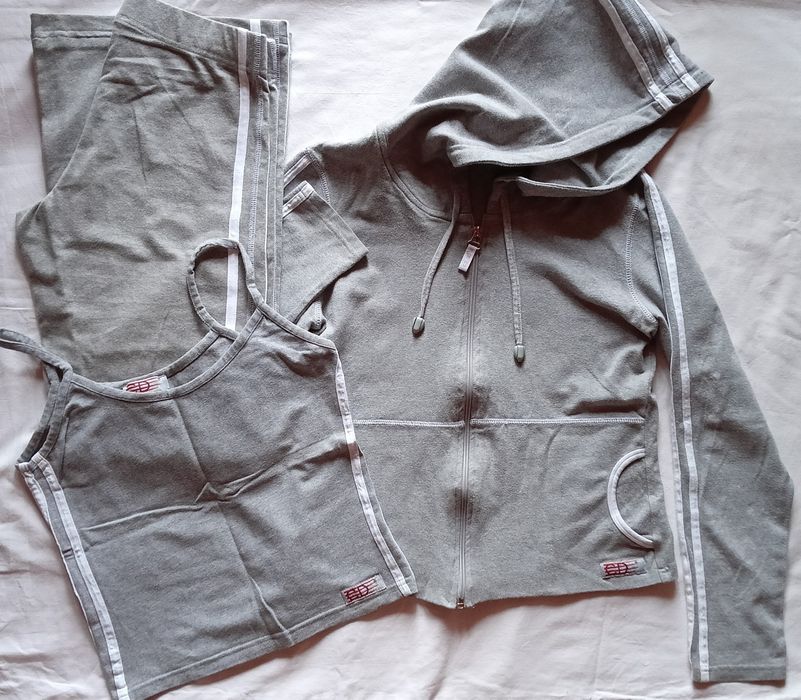 Dres trzy części rozmiar M