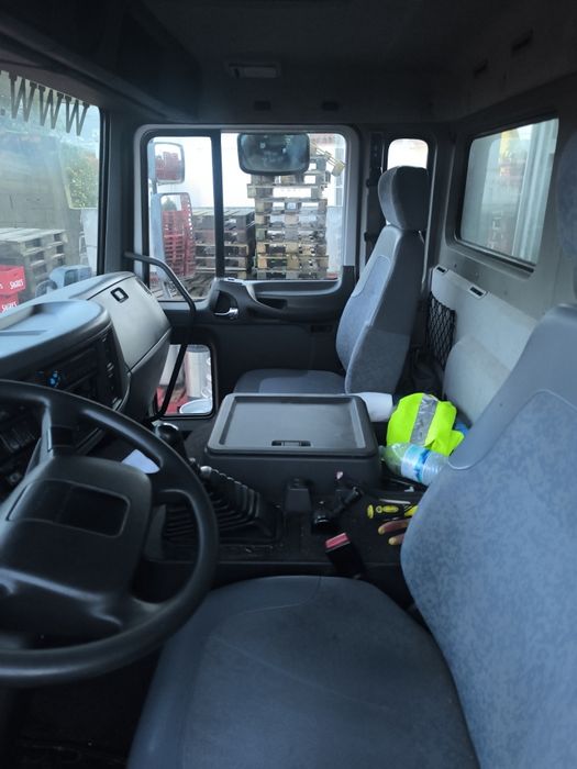 Volvo FL4 em muito bom estado