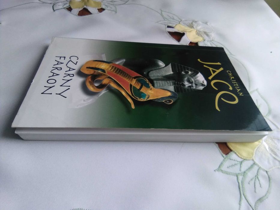 Czarny Faraon Christian Jacq