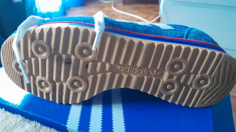 Sapatilhas adidas SL72 tam. 37