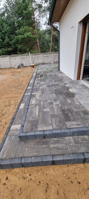 Ukladanie kostki brukowej