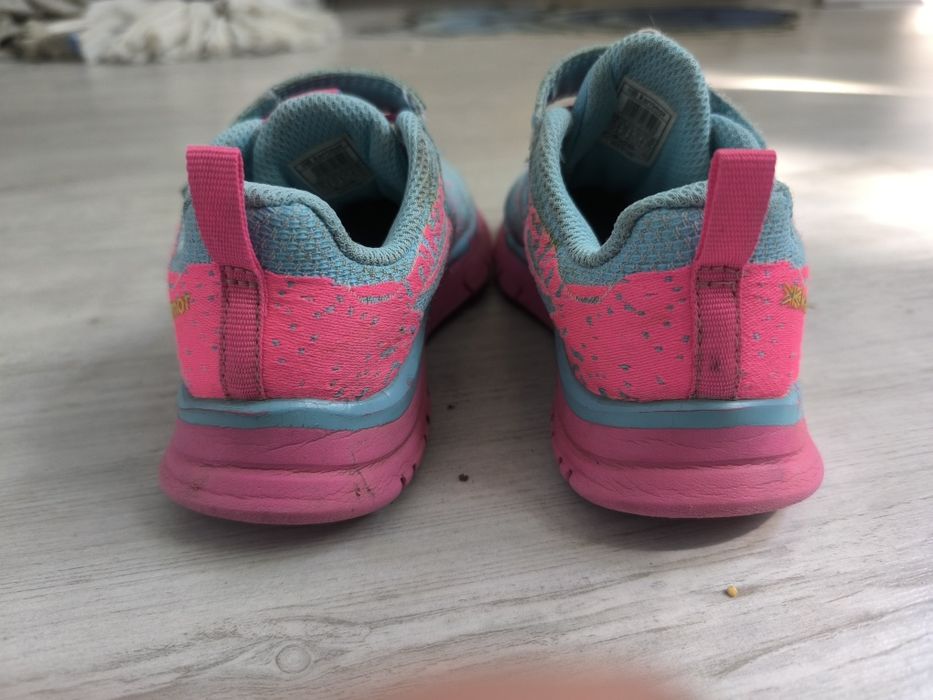 Półbuty dla dziewczynki 28r. Karrimor