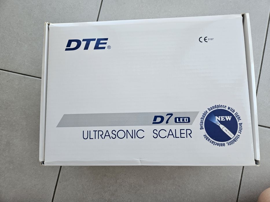 Ультразвуковий скалер DTE D7 LED ultrasonic scaler