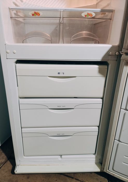 Холодильник Атлант 1,6 м