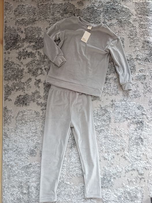 Komplet welurowy dziewczęcy 120 cm