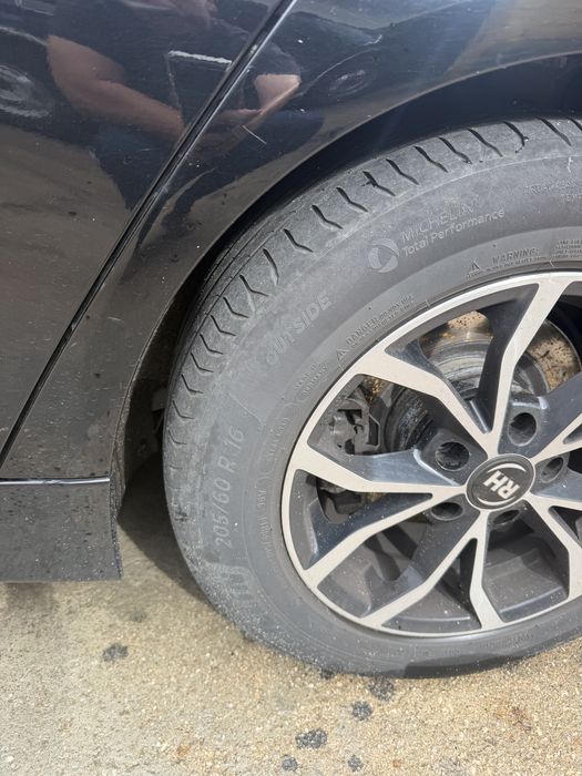 Jantes 16" RH + Pneus Michelin Primacy 4 (205/60 R16)