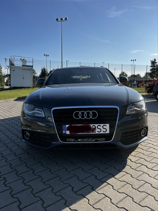 Audi A4 B8 3.2 V6 FSI Quattro 2010r