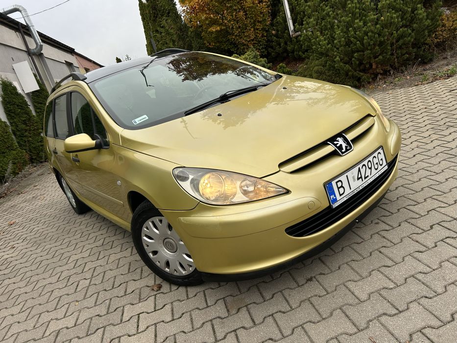 1.6 Benzyna 109KM AUTOMAT Kombi 7-osobowy Zarejestrowany