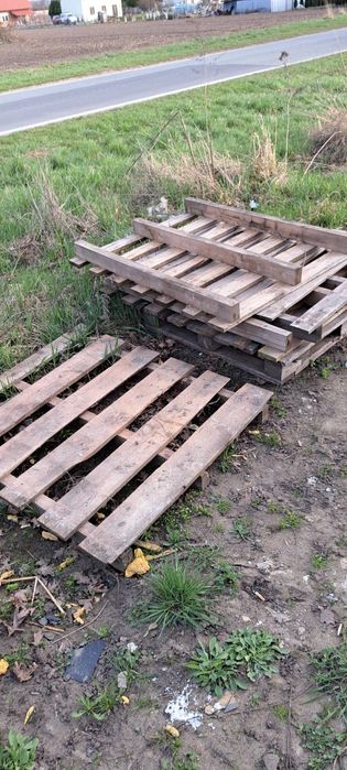 Oddam palety za darmo