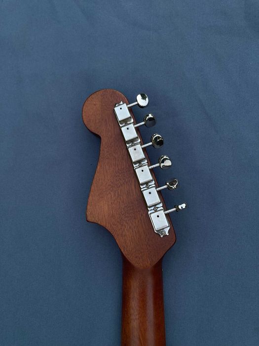 Электроакустическая гитара Fender Redondo Player, цвет lake placid blue, пр-во Indonesia, отличное состояние