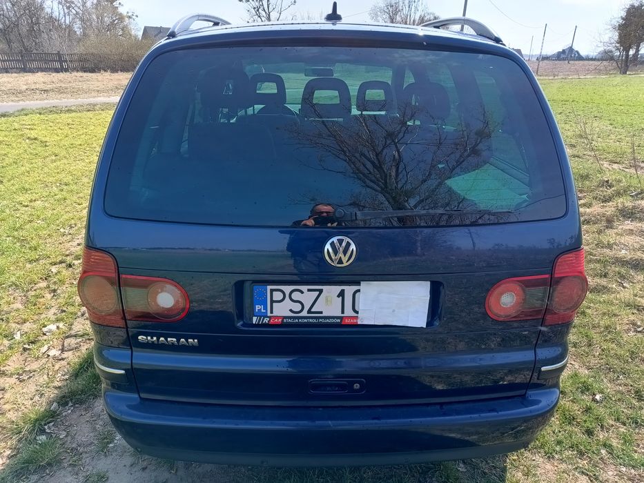 Sharan UNITED 2.0  benzyna 115 km