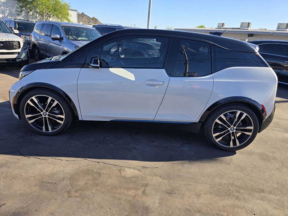 BMW i3      2019
