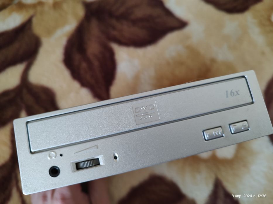 Память Kingston 2Gb (DDR3 1333), Блок питания FrimeCom-400 Ватт