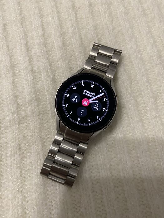 Смарт-годинник Samsung Galaxy Watch 4 40mm Silver SM-R860