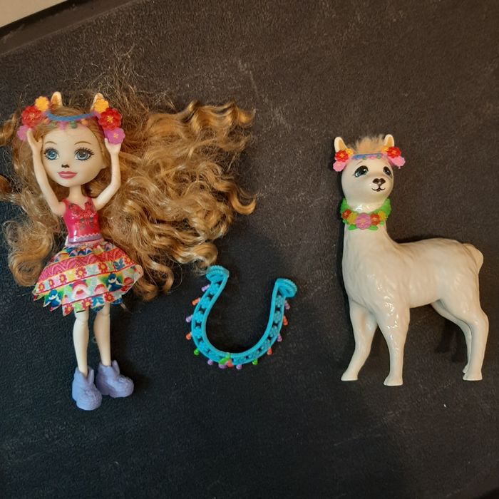 Enchantimals Lluella llama i Fleecy, lalka i zwierzątko lama