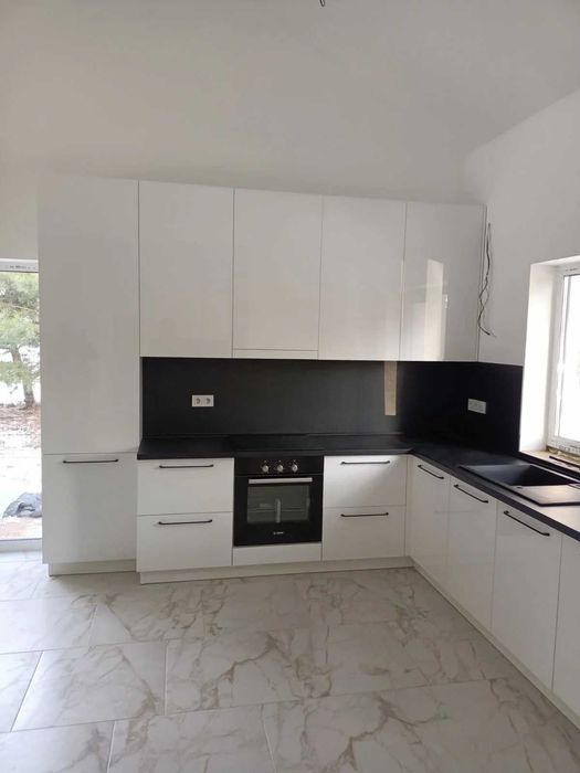 Виготовлення кухонь на замовлення.Сучасні та Класичні .Під ключ