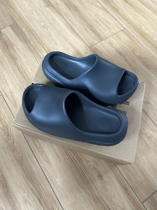 klapki yezzy slide