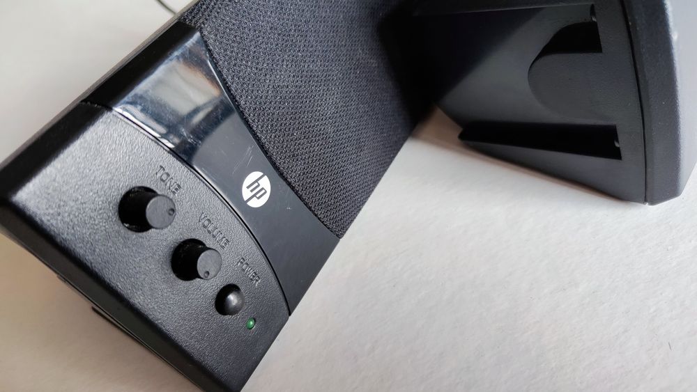 Colunas HP Multimedia Speakers, modelo UC-236