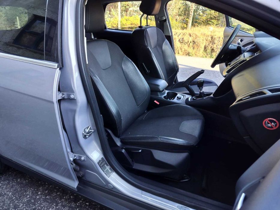 Ford Focus 1.6 TDCI 115cv Titanium - 2012 /Nacional - Impecável
