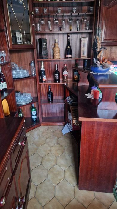 Móvel de tv com bar