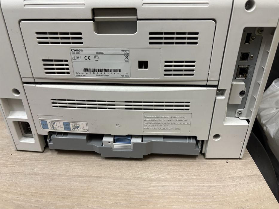 Продам принтер Canon lbp6670dn