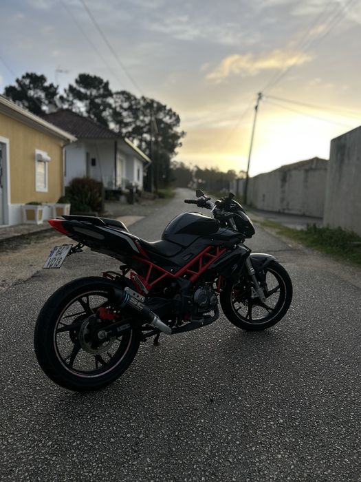 Benelli BN125 troca em cb125f