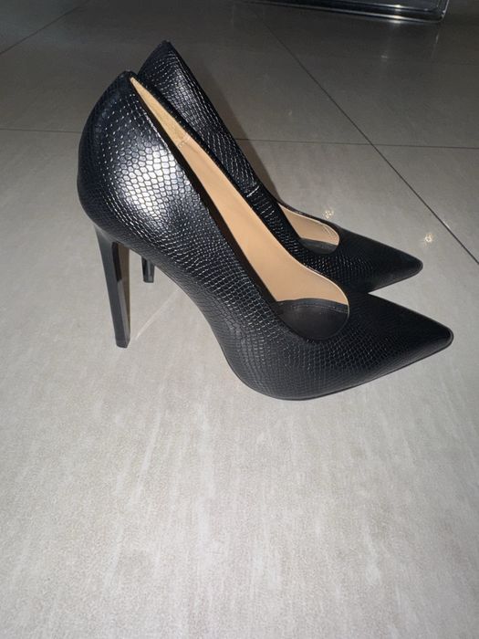 Buty na obcasie, szpilki ZARA rozmiar 35